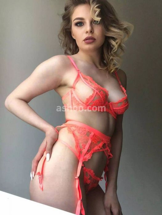 Девушки на час: Интимный досуг без границ – без возраста и статуса